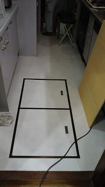 キッチンの床のリフォーム、施工後